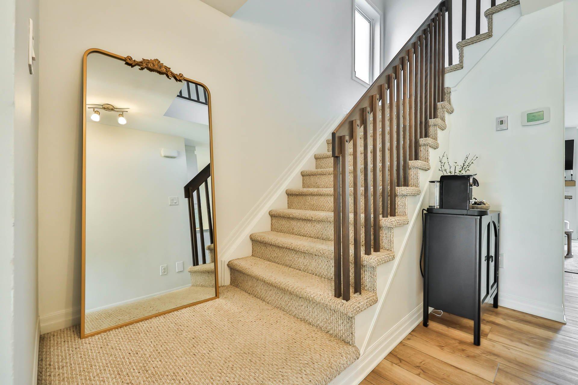 









157


Rue de l'Ours-Noir

,
Gatineau (Aylmer),




QC
J9J1Y8

