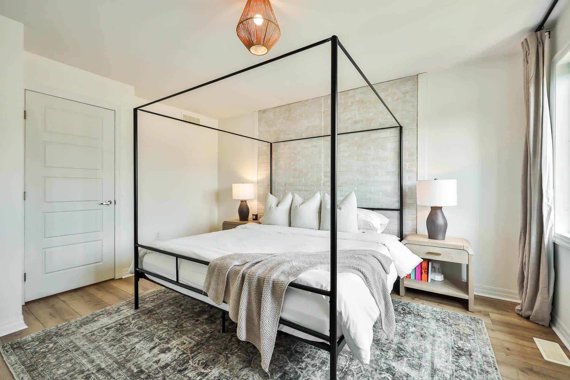 









157


Rue de l'Ours-Noir

,
Gatineau (Aylmer),




QC
J9J1Y8

