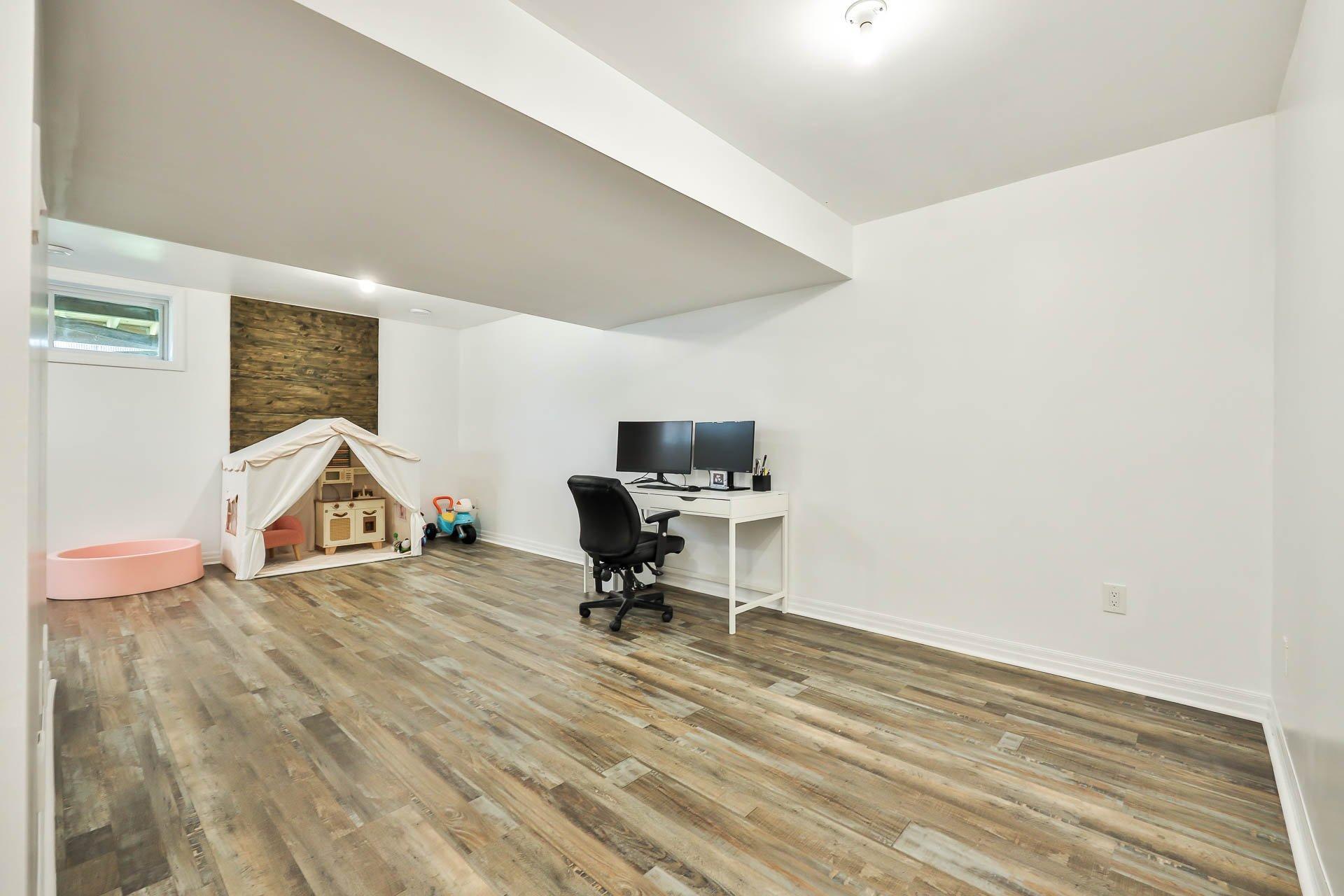









157


Rue de l'Ours-Noir

,
Gatineau (Aylmer),




QC
J9J1Y8

