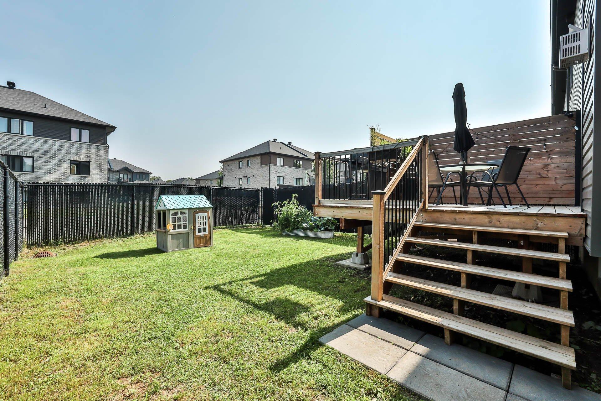 









157


Rue de l'Ours-Noir

,
Gatineau (Aylmer),




QC
J9J1Y8

