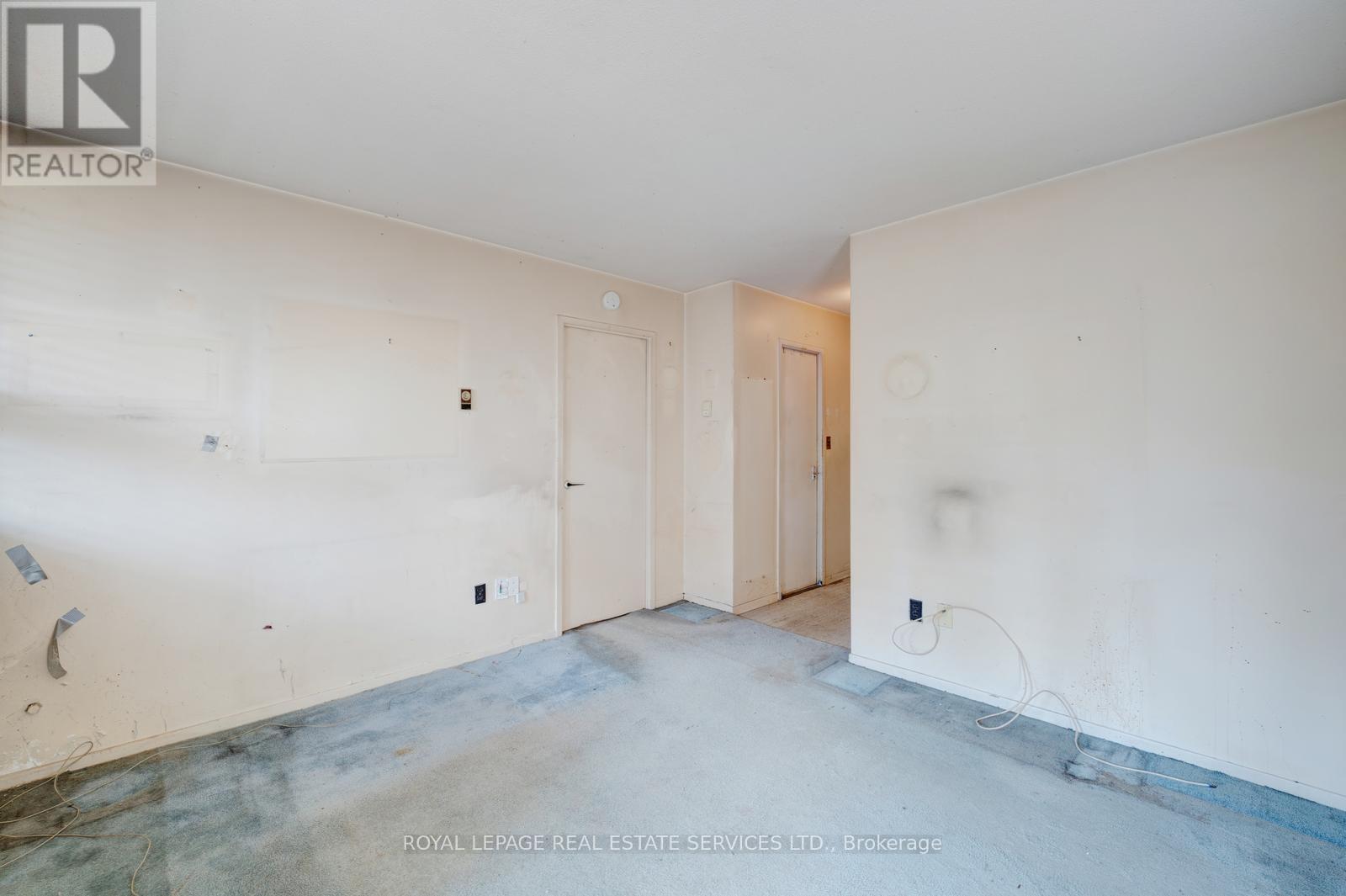 












509 - 40 HOMEWOOD AVENUE

,
Toronto,




Ontario
M4Y2K2

