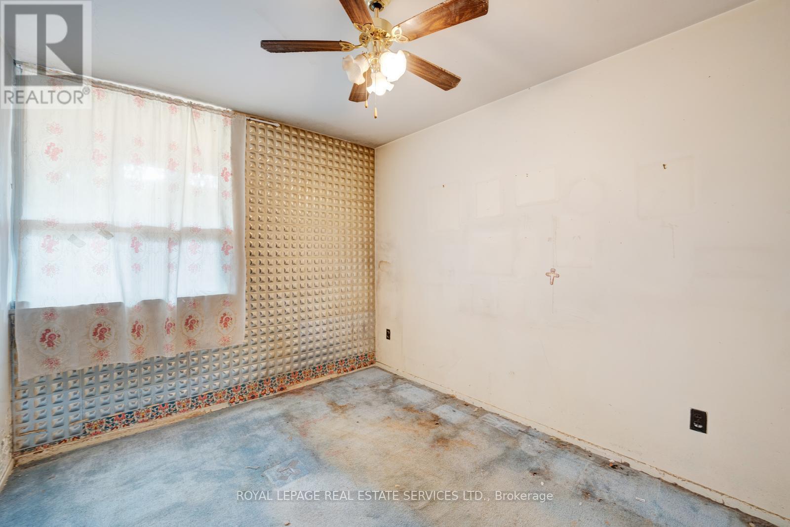 












509 - 40 HOMEWOOD AVENUE

,
Toronto,




Ontario
M4Y2K2

