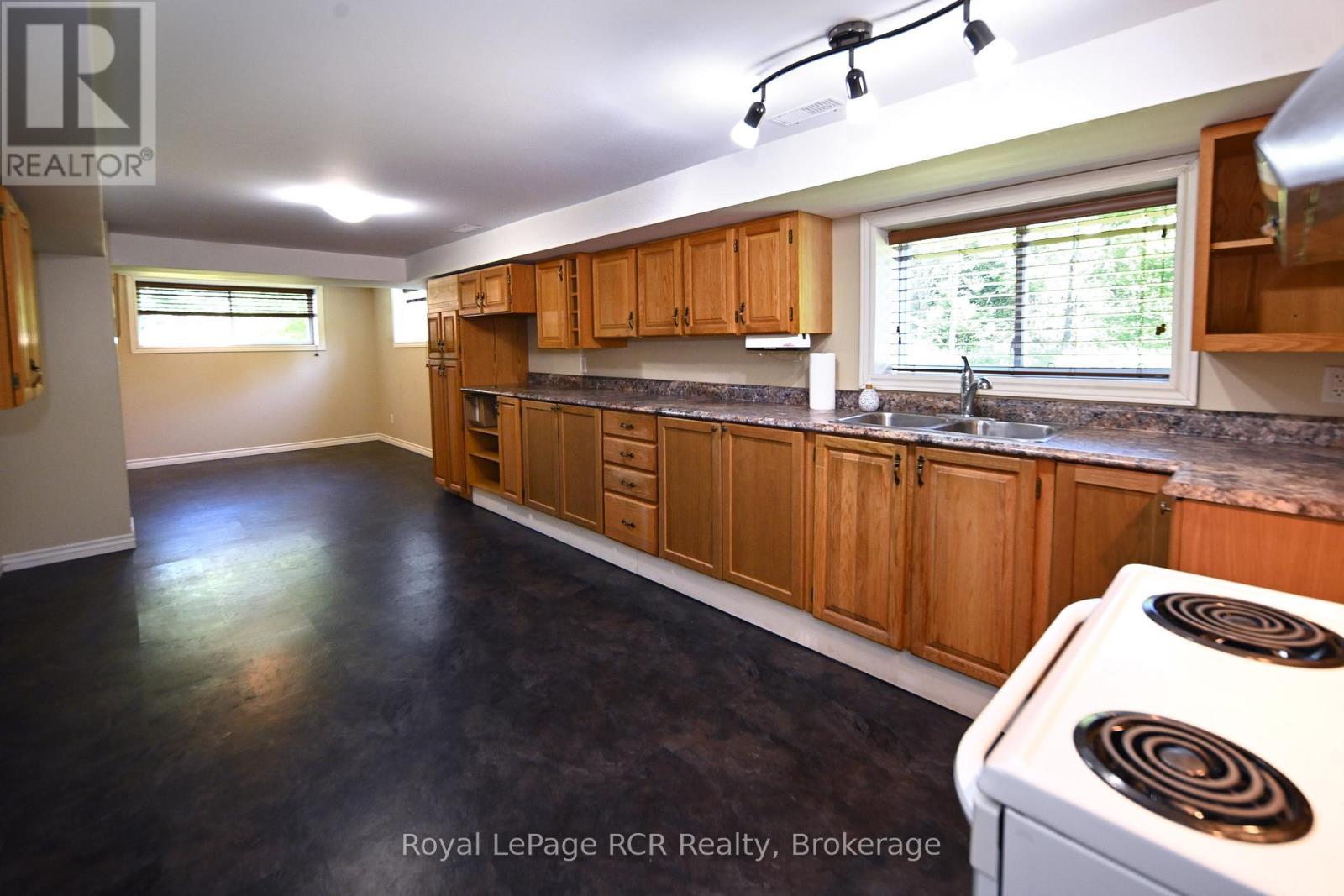 












650 NORTHMOUNT ROAD

,
North Bay (Widdifield),




Ontario
P1B8G2

