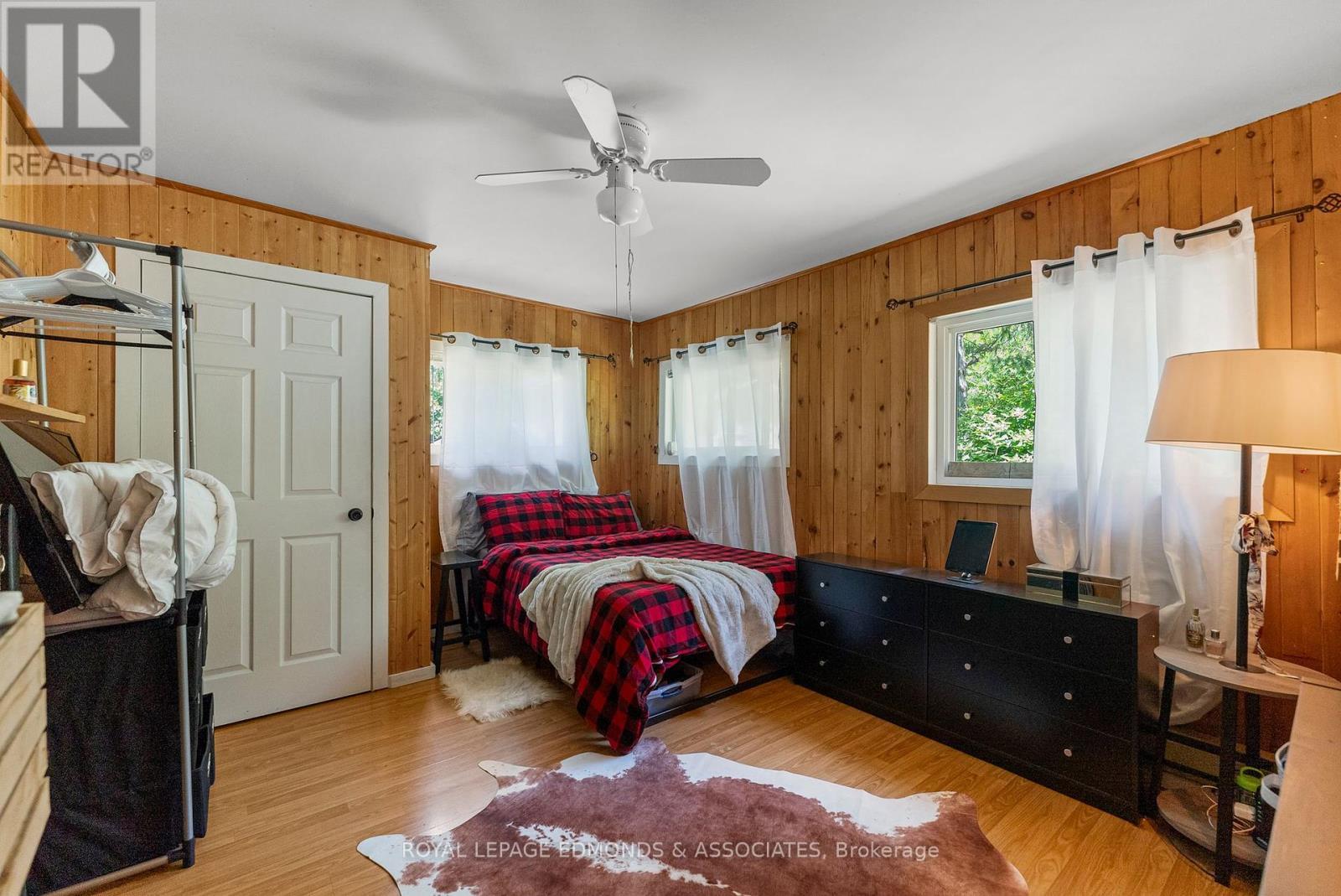 












40A HENDRY LANE

,
Whitewater Region,




Ontario
K0J1K0


