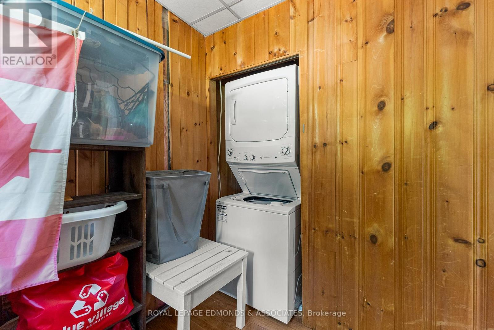 












40A HENDRY LANE

,
Whitewater Region,




Ontario
K0J1K0


