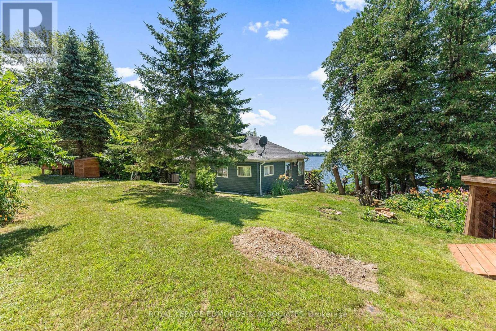 












40A HENDRY LANE

,
Whitewater Region,




Ontario
K0J1K0

