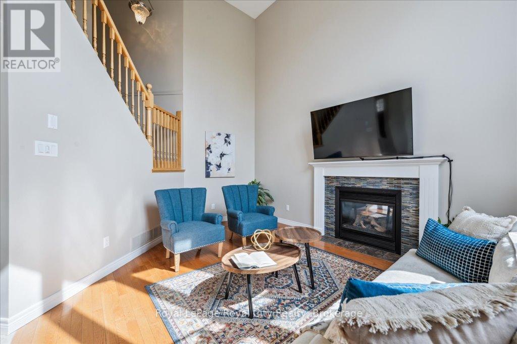 












67 GREY OAK DRIVE

,
Guelph (Pineridge/Westminster Woods),




Ontario
N1L1R2

