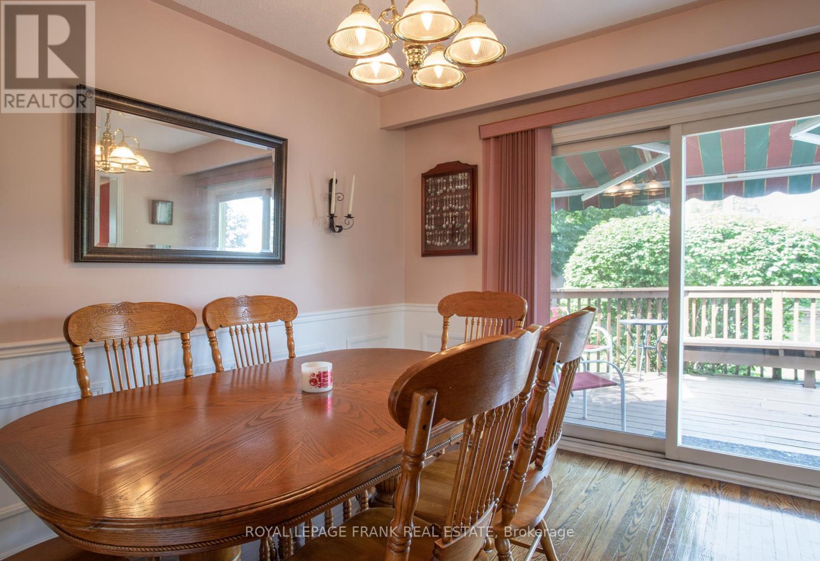 












1 ROOSEVELT AVENUE

,
Ajax (South East),




Ontario
L1S2L1

