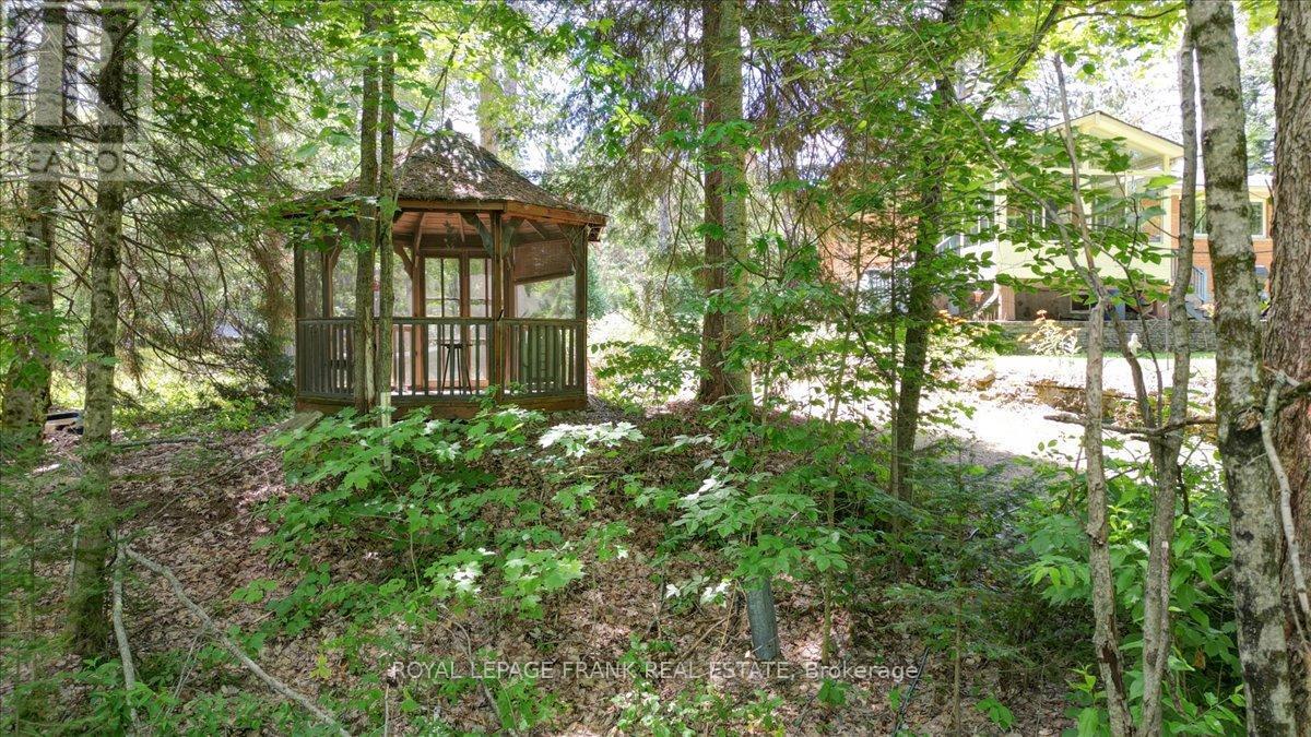 












119 MCFADDEN ROAD

,
North Kawartha,




Ontario
K0L1A0


