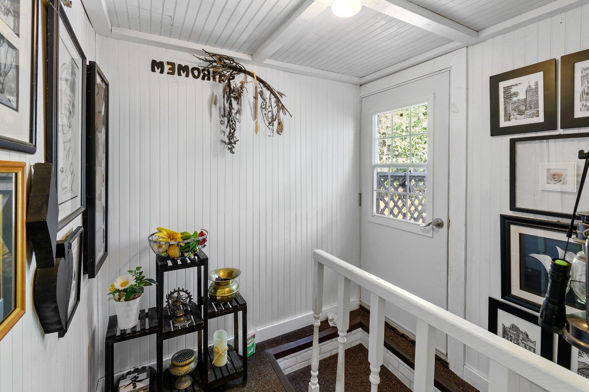 









5C


Rue McCagg

,
Clarendon,




QC
J0X2Y0

