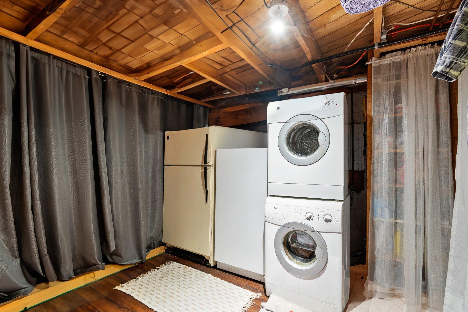 









5C


Rue McCagg

,
Clarendon,




QC
J0X2Y0

