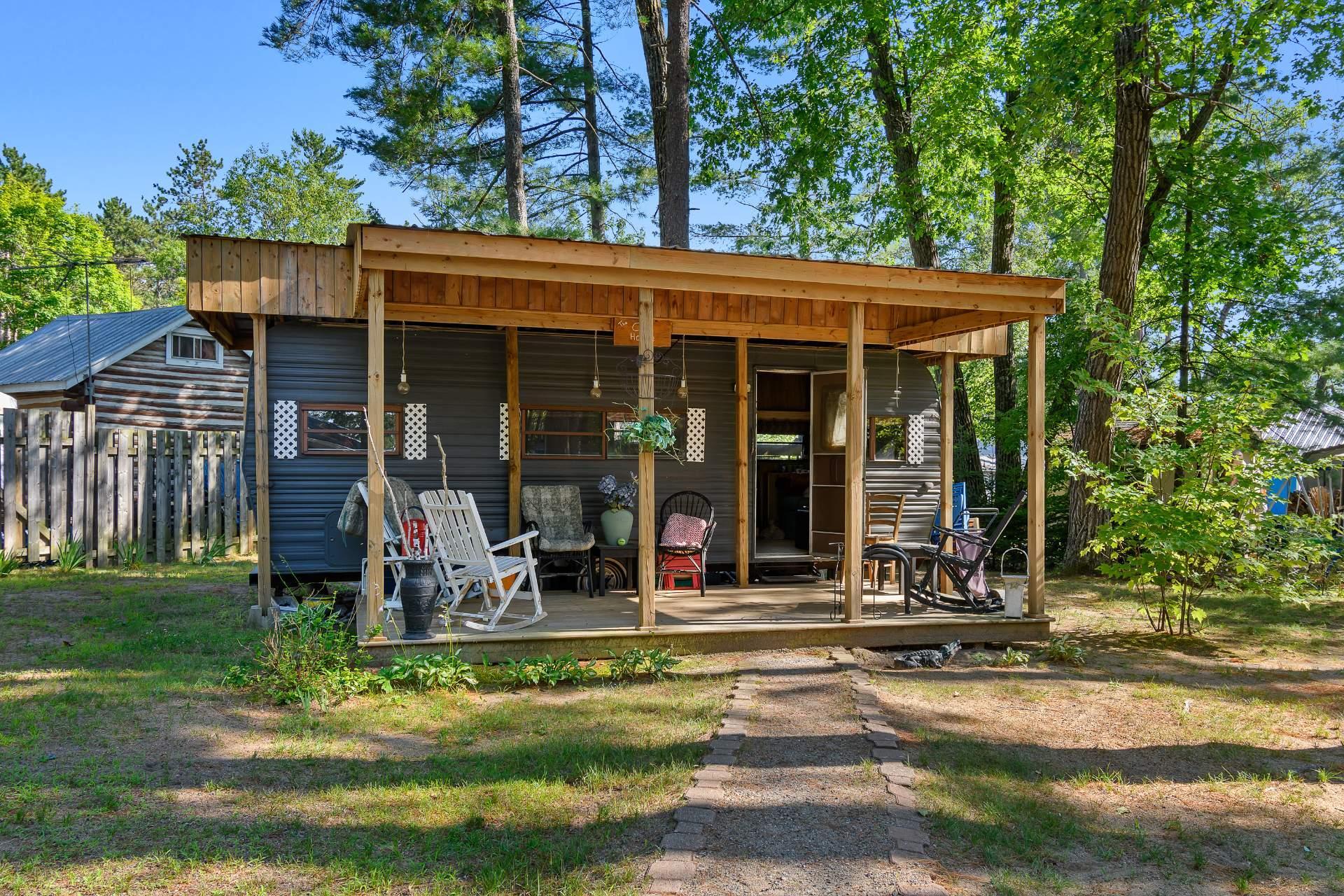 









5C


Rue McCagg

,
Clarendon,




QC
J0X2Y0

