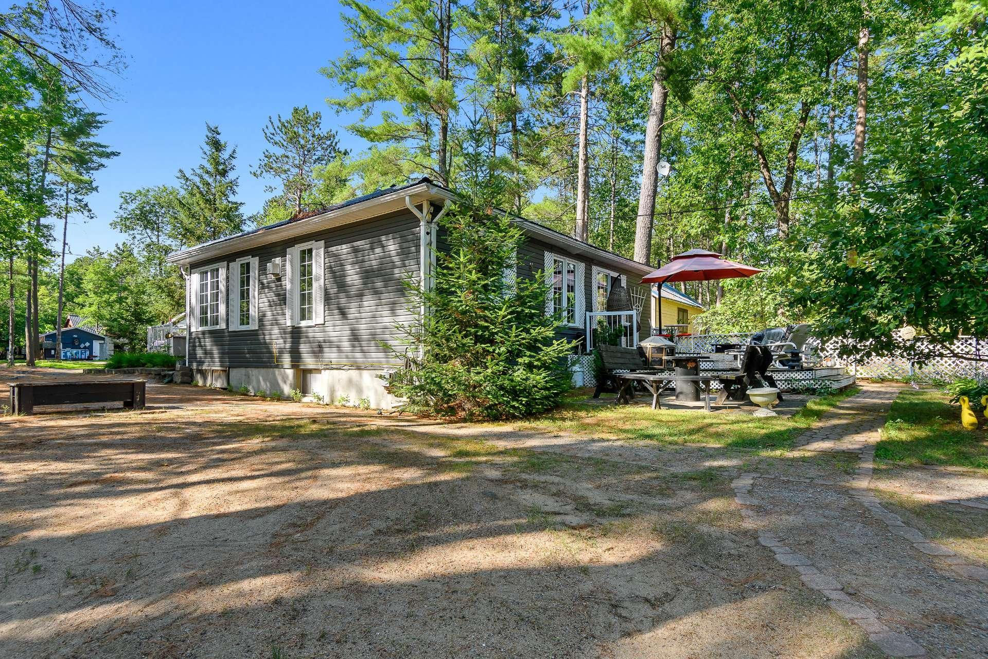 









5C


Rue McCagg

,
Clarendon,




QC
J0X2Y0

