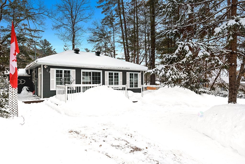 









5C


Rue McCagg

,
Clarendon,




QC
J0X2Y0

