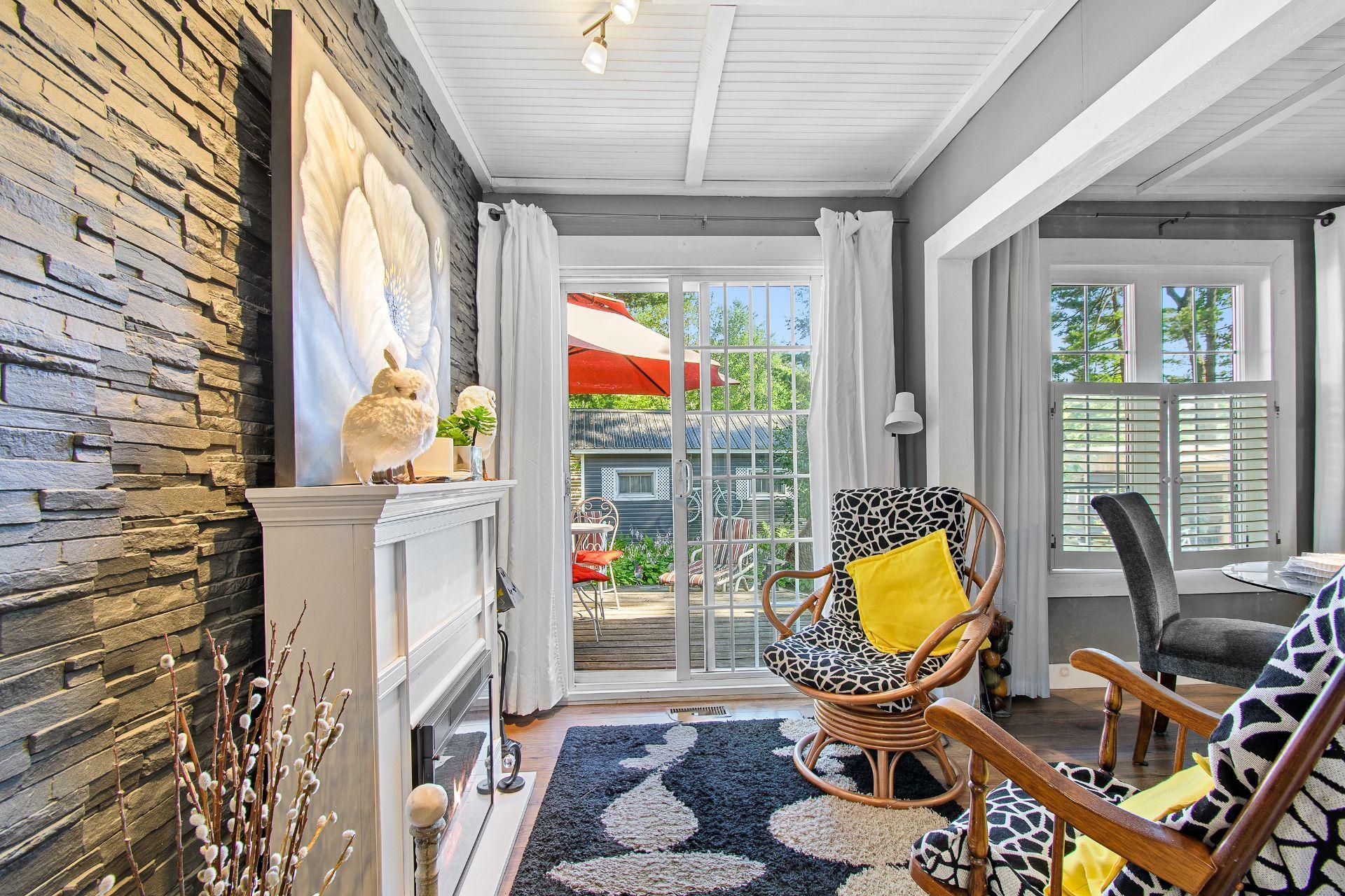 









5C


Rue McCagg

,
Clarendon,




QC
J0X2Y0

