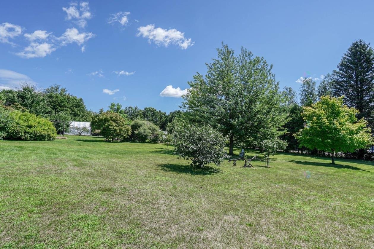 









1209

 - 1211


Ch. de la Montagne

,
Mont-Saint-Hilaire,




QC
J3G4S6

