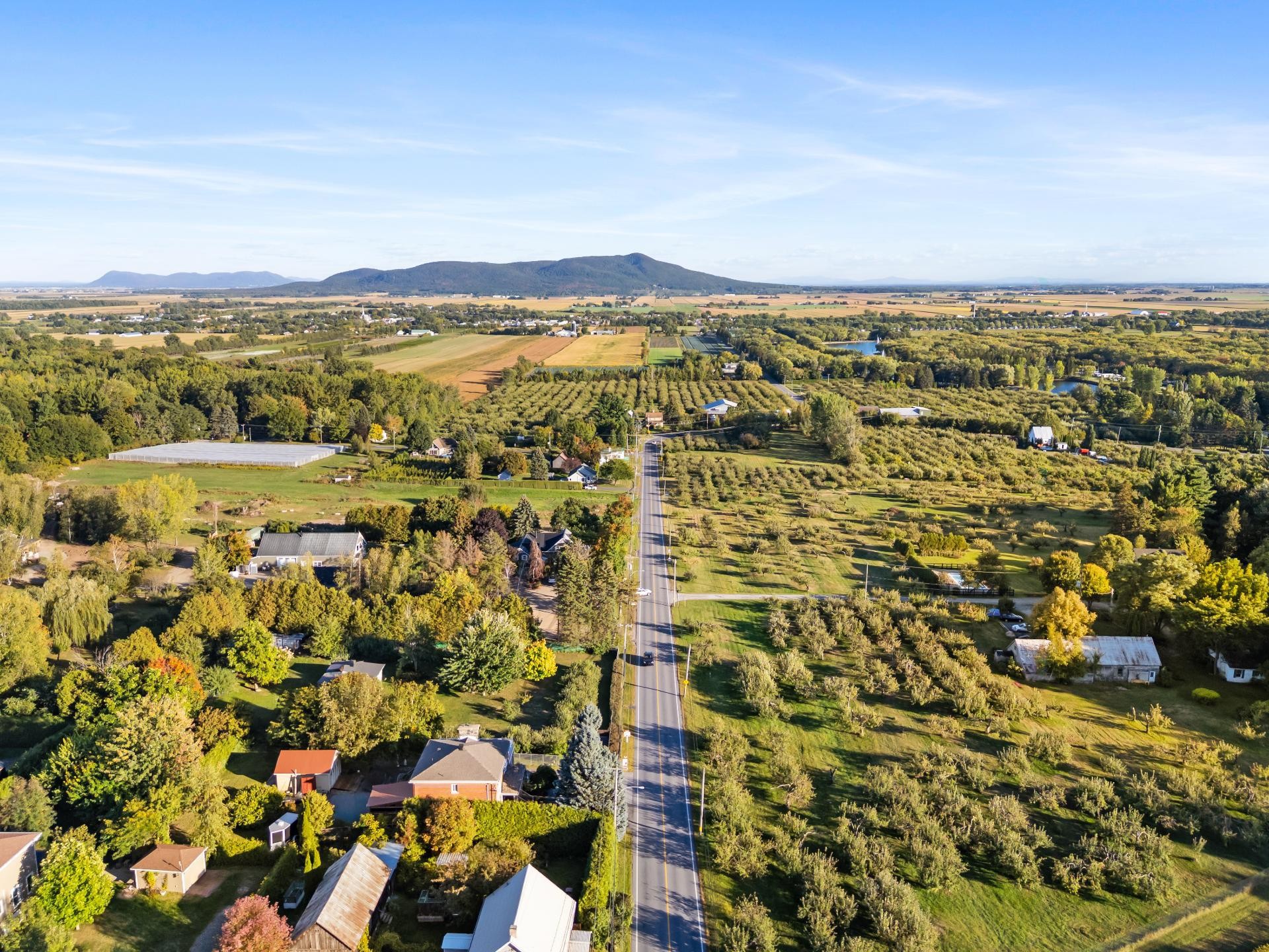 









1209

 - 1211


Ch. de la Montagne

,
Mont-Saint-Hilaire,




QC
J3G4S6

