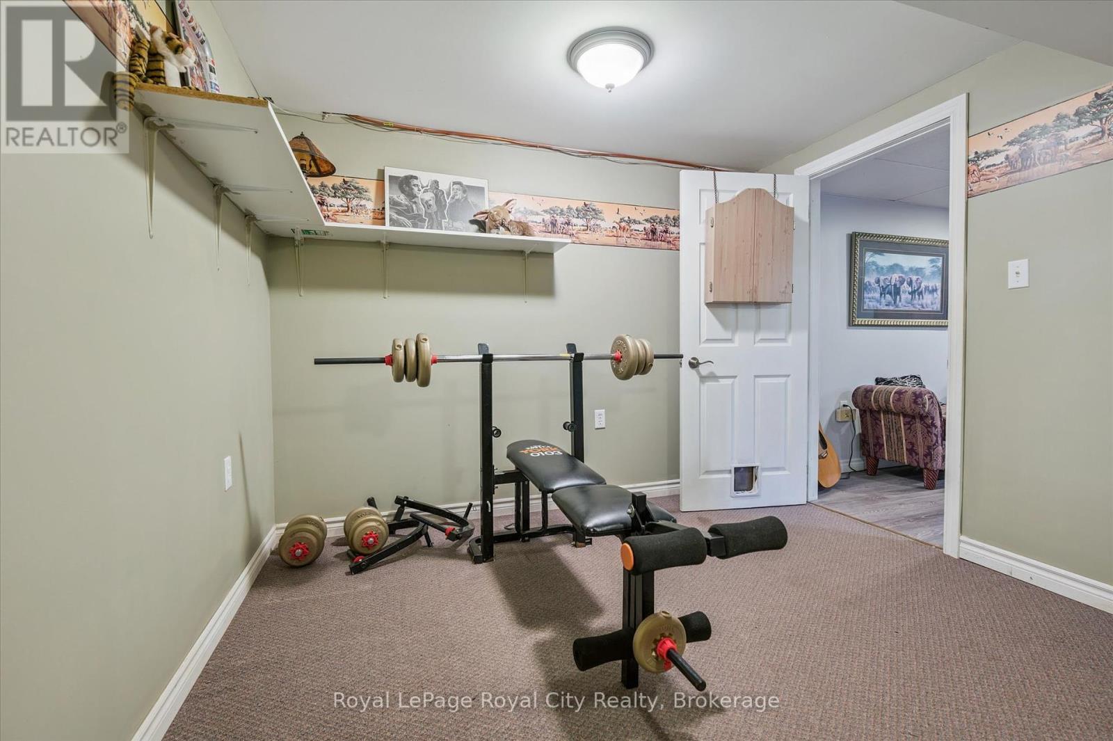 












366 PEEL STREET

,
Wellington North (Mount Forest),




Ontario
N0G2L3

