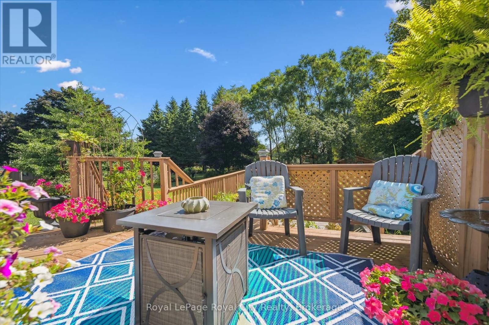 












366 PEEL STREET

,
Wellington North (Mount Forest),




Ontario
N0G2L3

