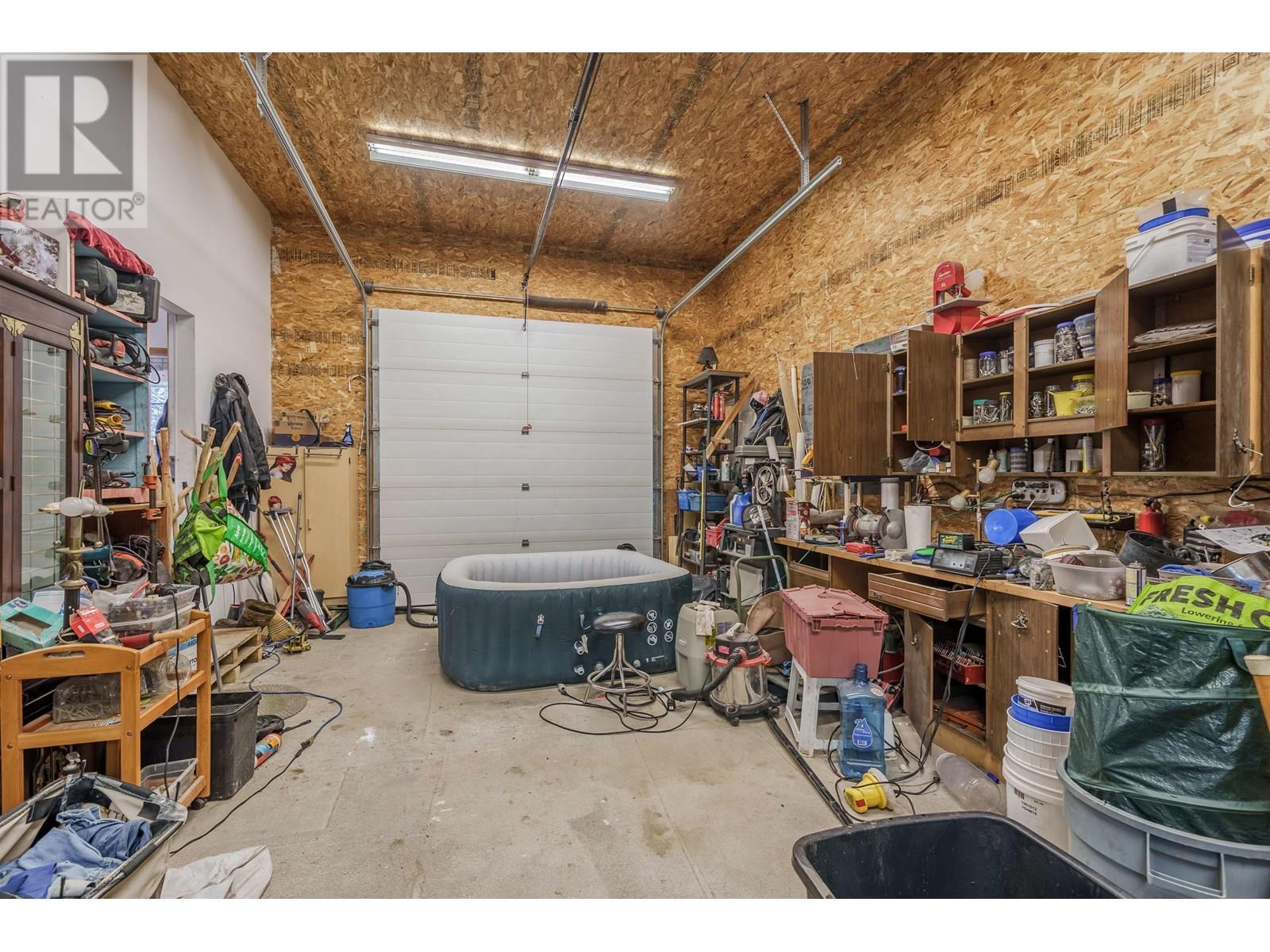 












7478 BURGESS ROAD

,
Deka Lake / Sulphurous / Hathaway Lakes,




British Columbia
V0K1X3

