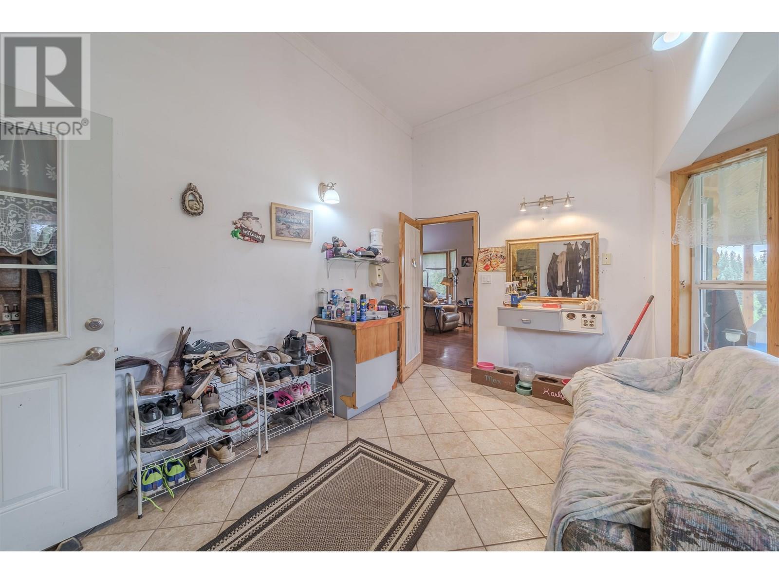 












7478 BURGESS ROAD

,
Deka Lake / Sulphurous / Hathaway Lakes,




British Columbia
V0K1X3

