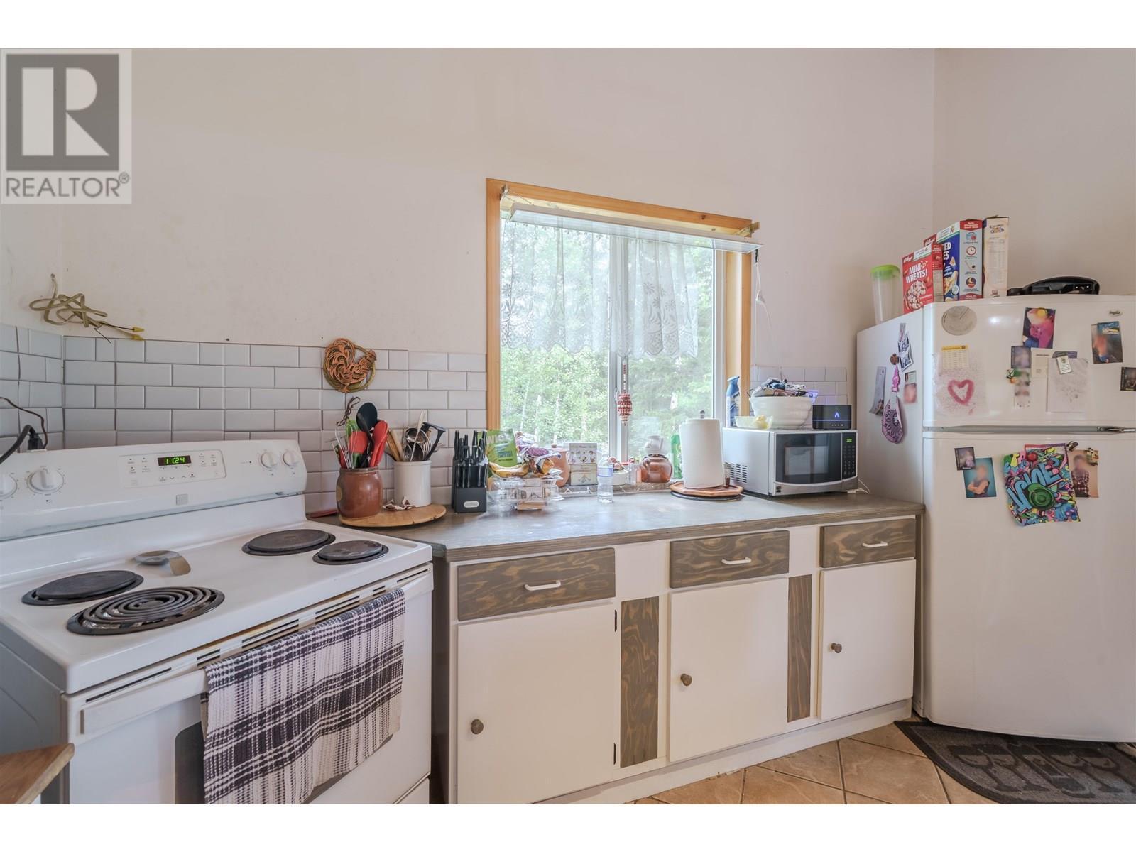 












7478 BURGESS ROAD

,
Deka Lake / Sulphurous / Hathaway Lakes,




British Columbia
V0K1X3

