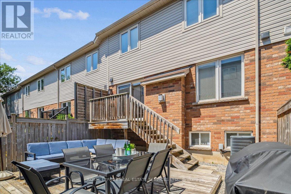 












3066 HIGHVALLEY ROAD

,
Oakville,




Ontario
L6M5H3

