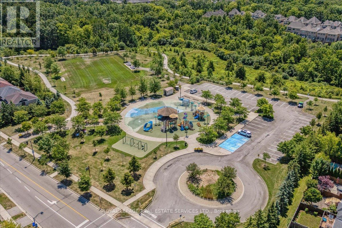 












3066 HIGHVALLEY ROAD

,
Oakville,




Ontario
L6M5H3

