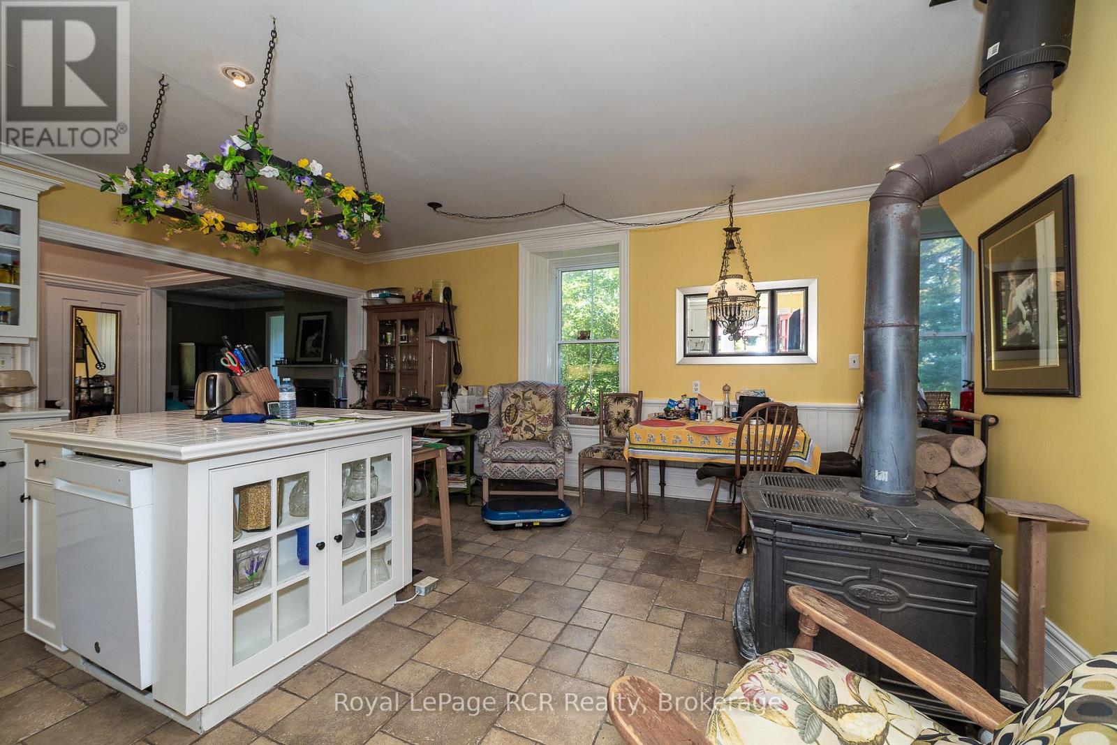 












232951 CONCESSION 2 WGR

,
West Grey,







Ontario
N0G1R0

