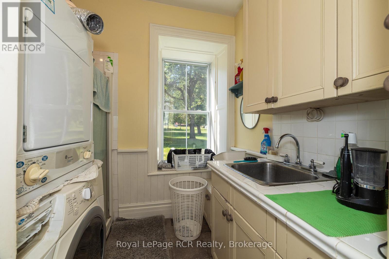 












232951 CONCESSION 2 WGR

,
West Grey,







Ontario
N0G1R0


