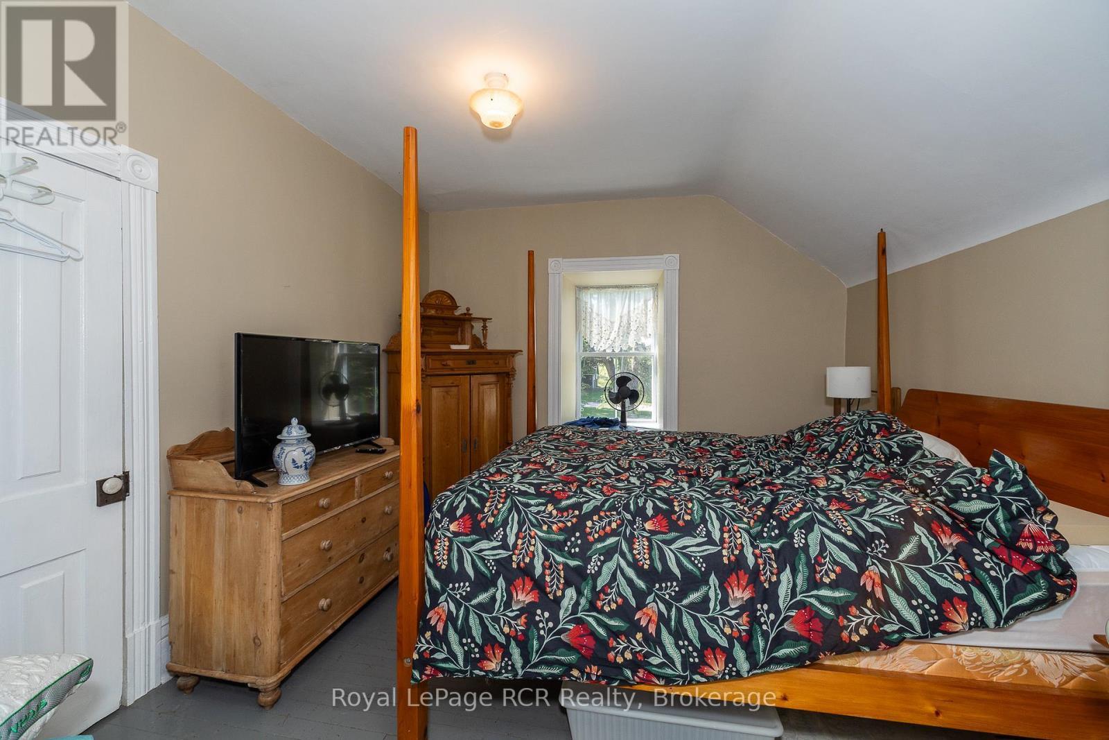 












232951 CONCESSION 2 WGR

,
West Grey,







Ontario
N0G1R0

