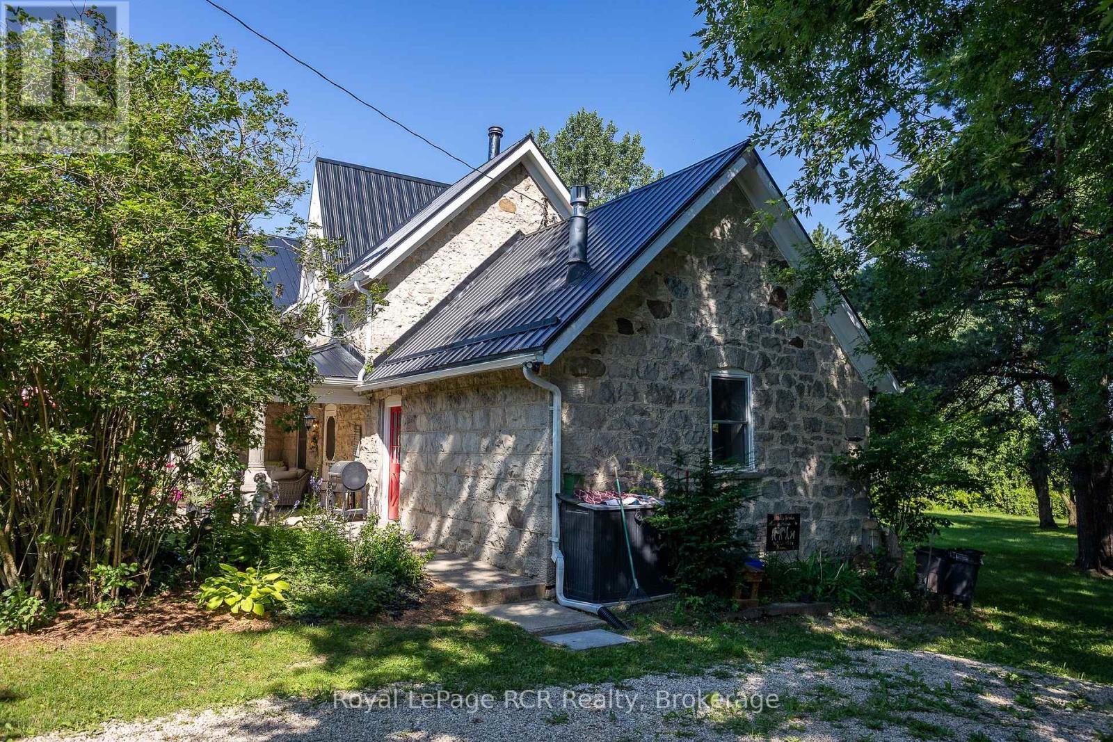 












232951 CONCESSION 2 WGR

,
West Grey,







Ontario
N0G1R0

