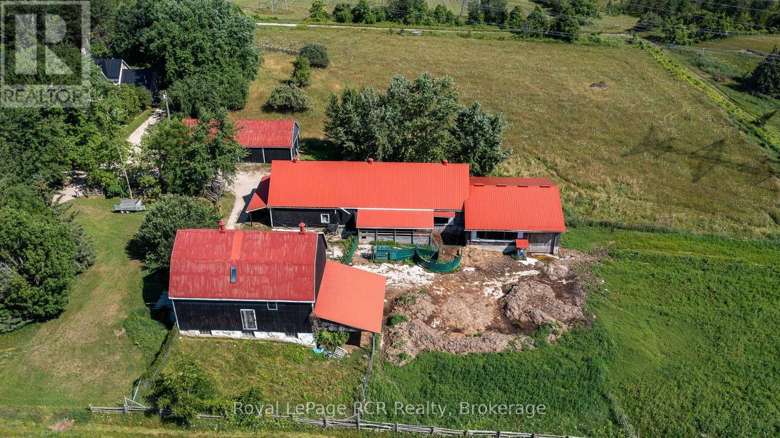 












232951 CONCESSION 2 WGR

,
West Grey,







Ontario
N0G1R0


