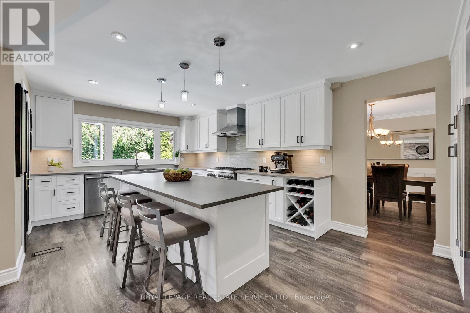 












1311 FIELDCREST LANE

,
Oakville,




Ontario
L6M2N6

