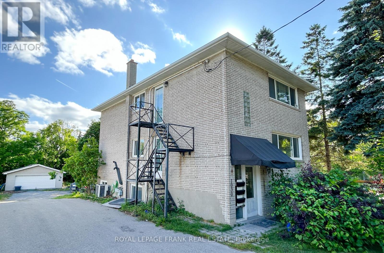 












1030 RAVINE ROAD

,
Oshawa (Lakeview),




Ontario
L1H4C8

