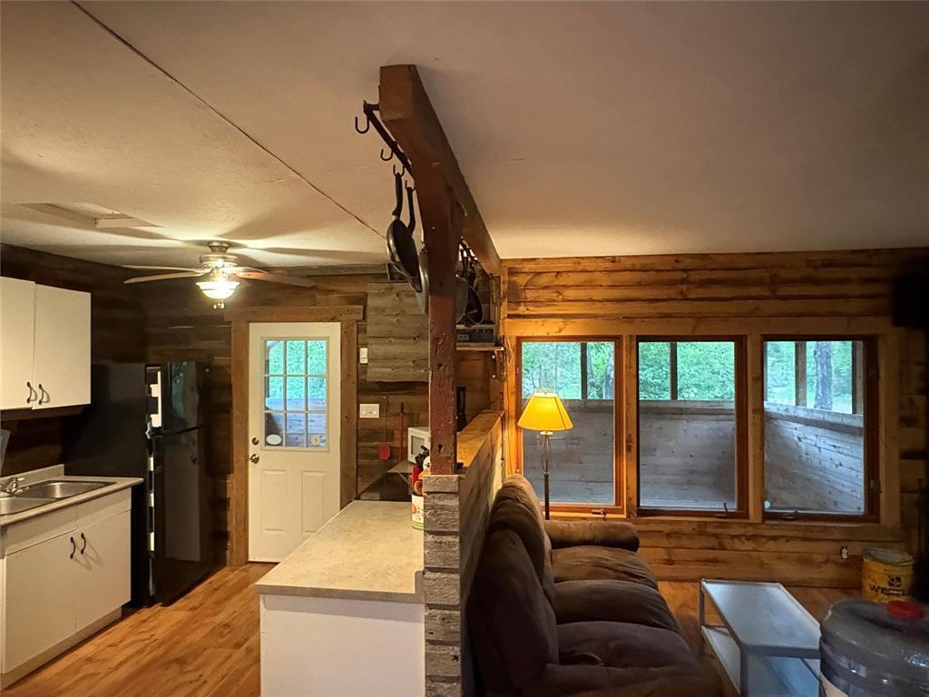 












32 Burlighton Beach Road

,
Shoal Lake,




Manitoba
R0J1Z0

