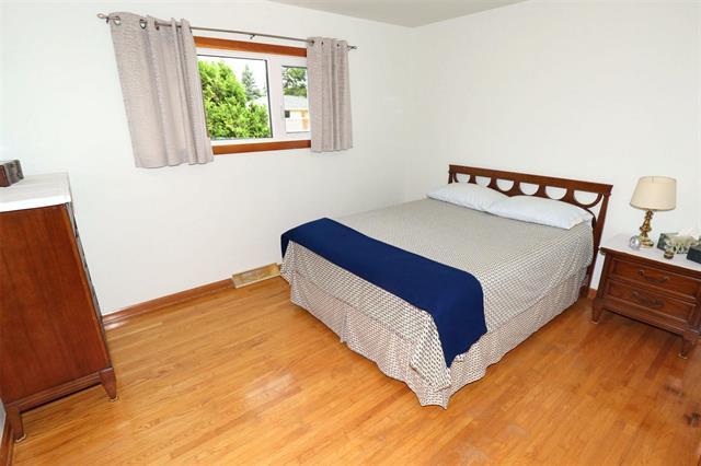 









142


Parkville

DR,
Winnipeg,




MB
R2M 2J1

