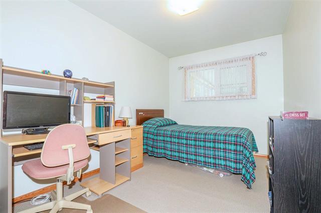 









142


Parkville

DR,
Winnipeg,




MB
R2M 2J1

