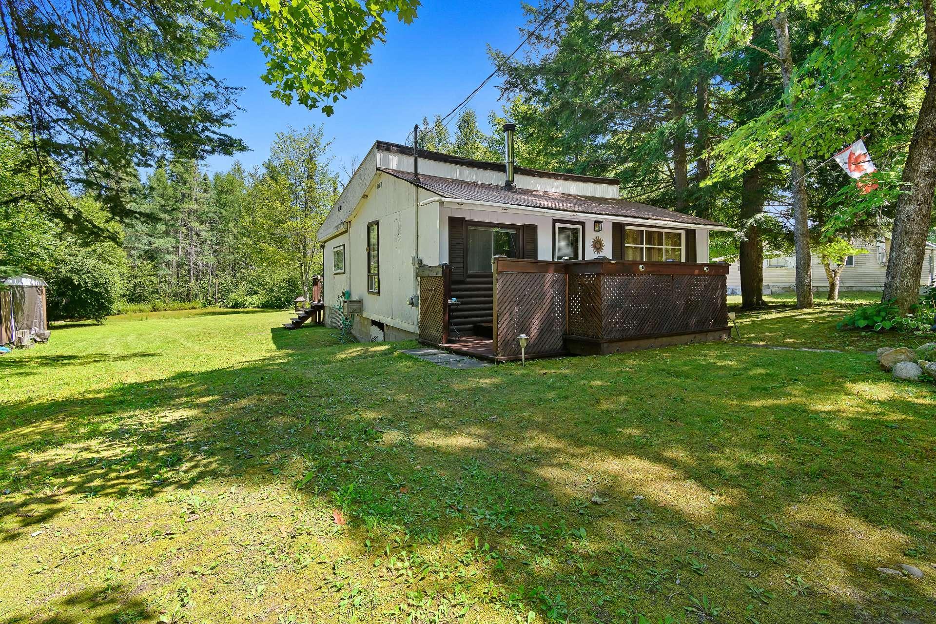 









150C


Ch. du Lac-Thorne

,
Clarendon,




QC
J0X2A0

