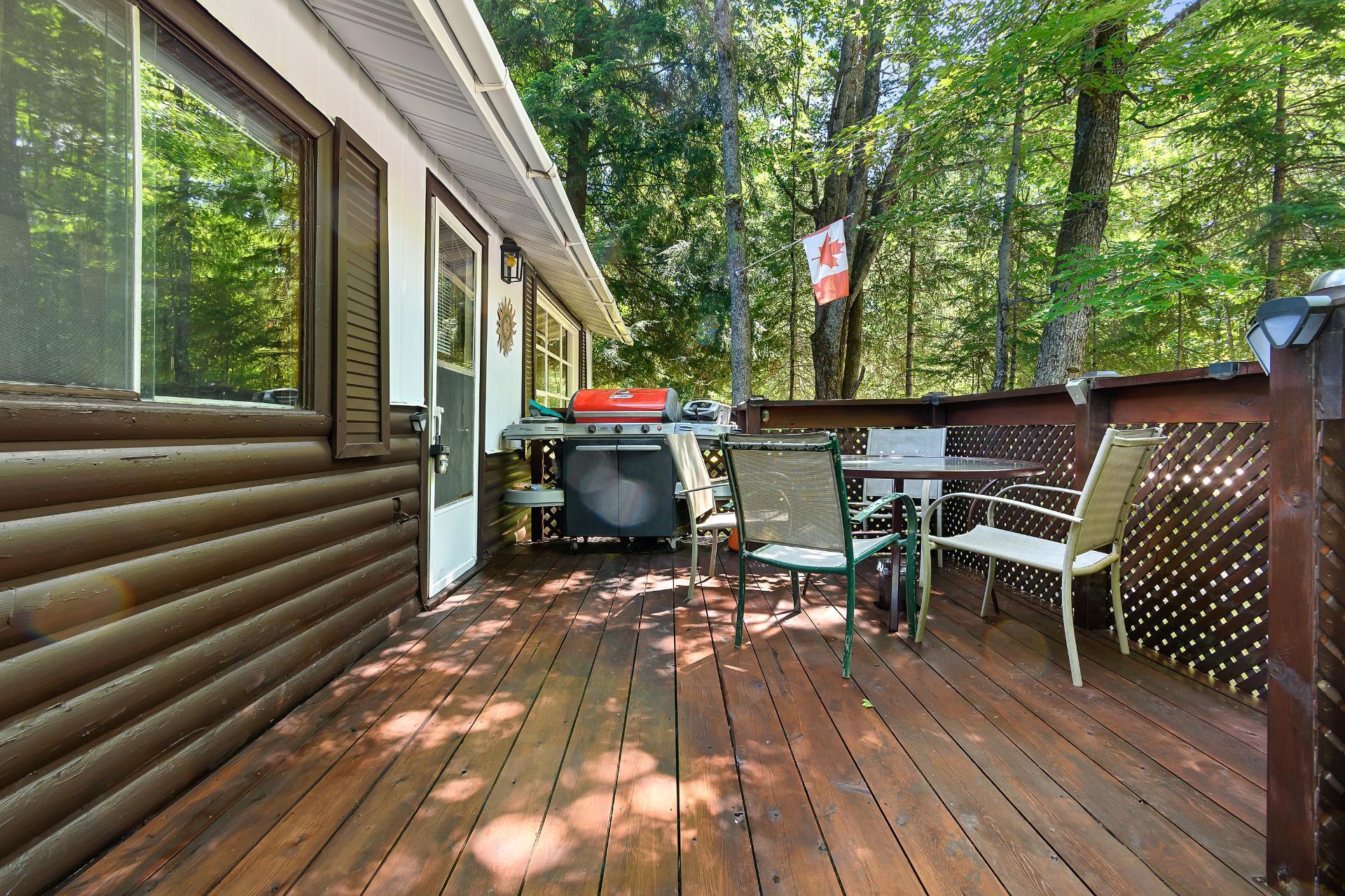 









150C


Ch. du Lac-Thorne

,
Clarendon,




QC
J0X2A0

