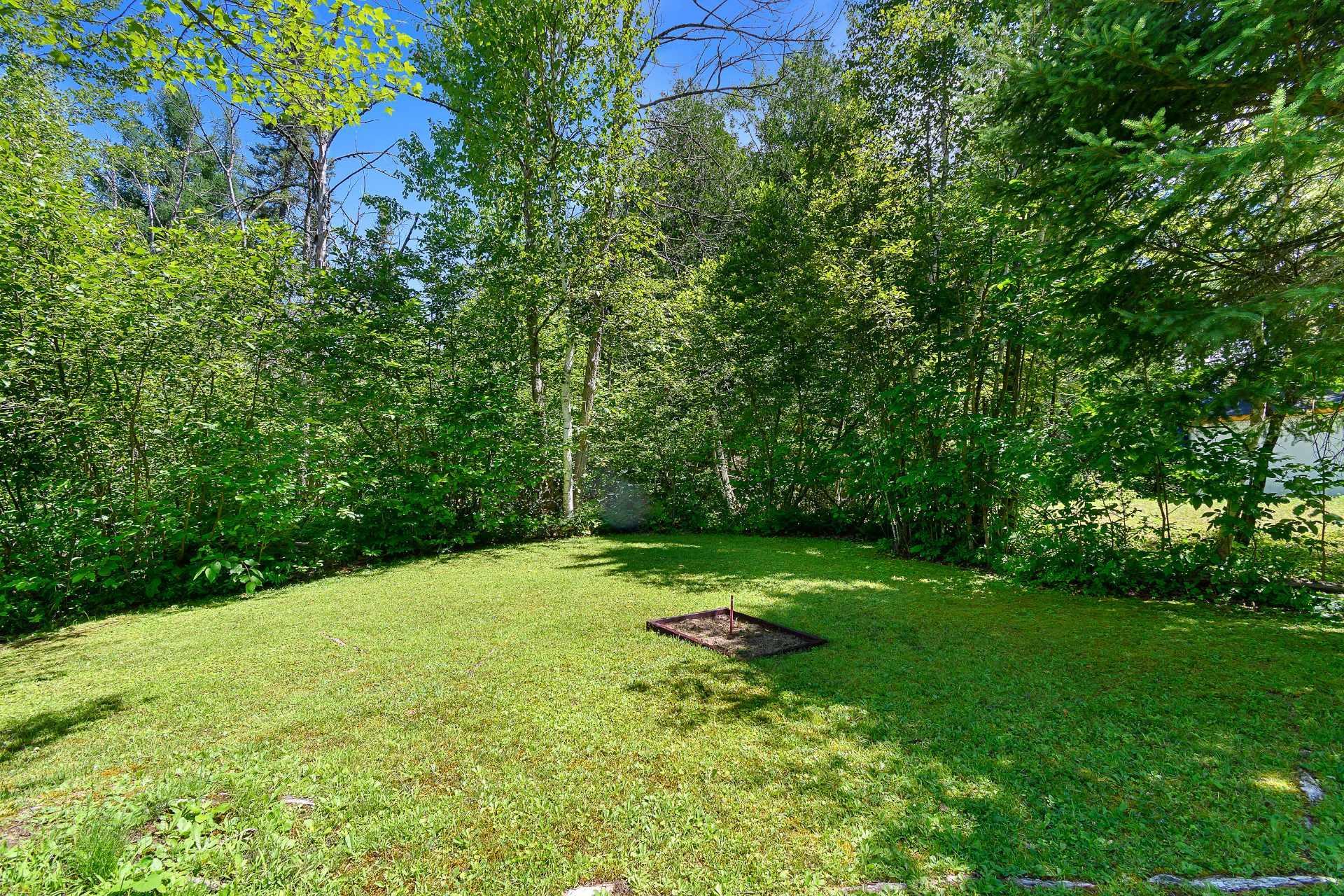 









150C


Ch. du Lac-Thorne

,
Clarendon,




QC
J0X2A0

