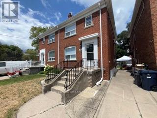 












182 TORRENS AVENUE

,
Toronto,




Ontario
M4J2P5

