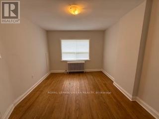 












182 TORRENS AVENUE

,
Toronto,




Ontario
M4J2P5

