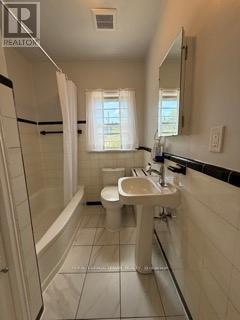 












182 TORRENS AVENUE

,
Toronto,




Ontario
M4J2P5

