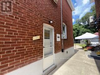












182 TORRENS AVENUE

,
Toronto,




Ontario
M4J2P5

