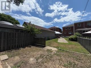 












182 TORRENS AVENUE

,
Toronto,




Ontario
M4J2P5

