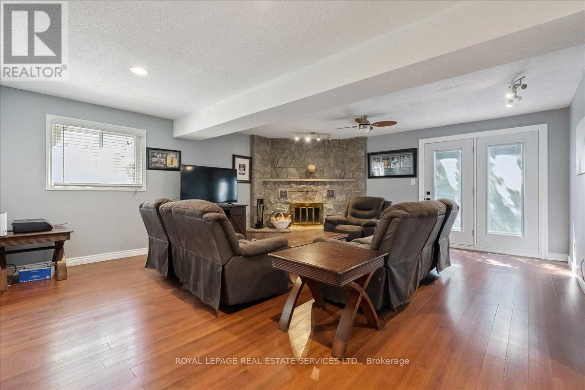 












6 GRANDVIEW AVENUE

,
Hamilton,




Ontario
L8E5A5

