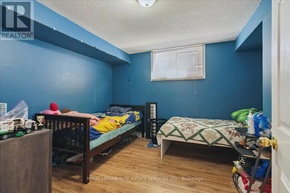 












6 GRANDVIEW AVENUE

,
Hamilton,




Ontario
L8E5A5

