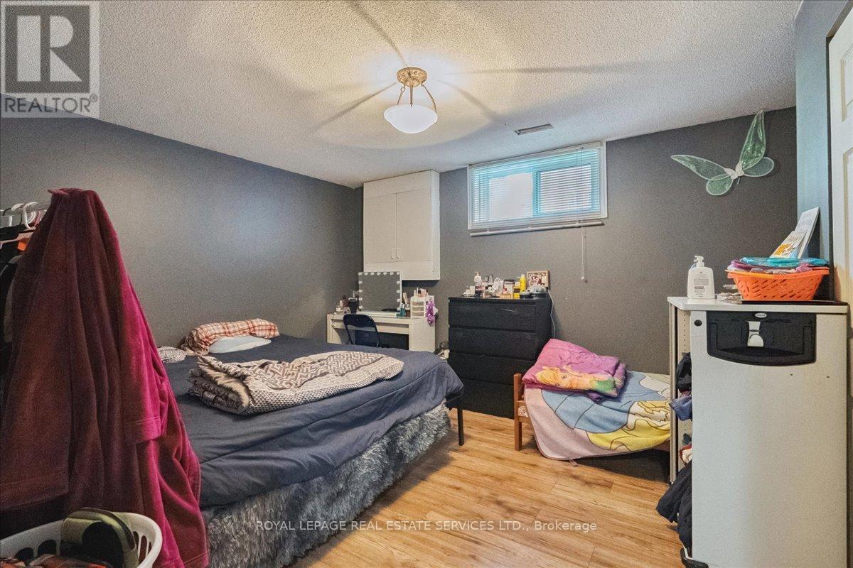 












6 GRANDVIEW AVENUE

,
Hamilton,




Ontario
L8E5A5

