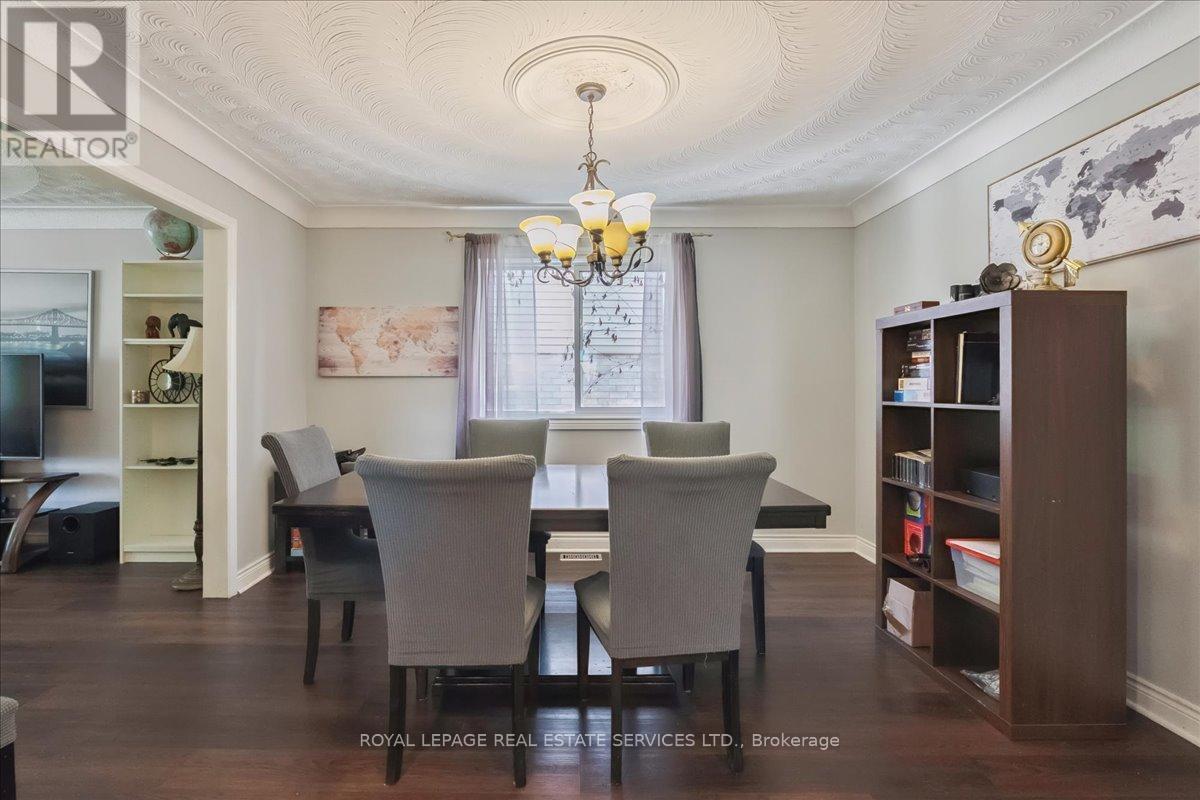 












6 GRANDVIEW AVENUE

,
Hamilton,




Ontario
L8E5A5

